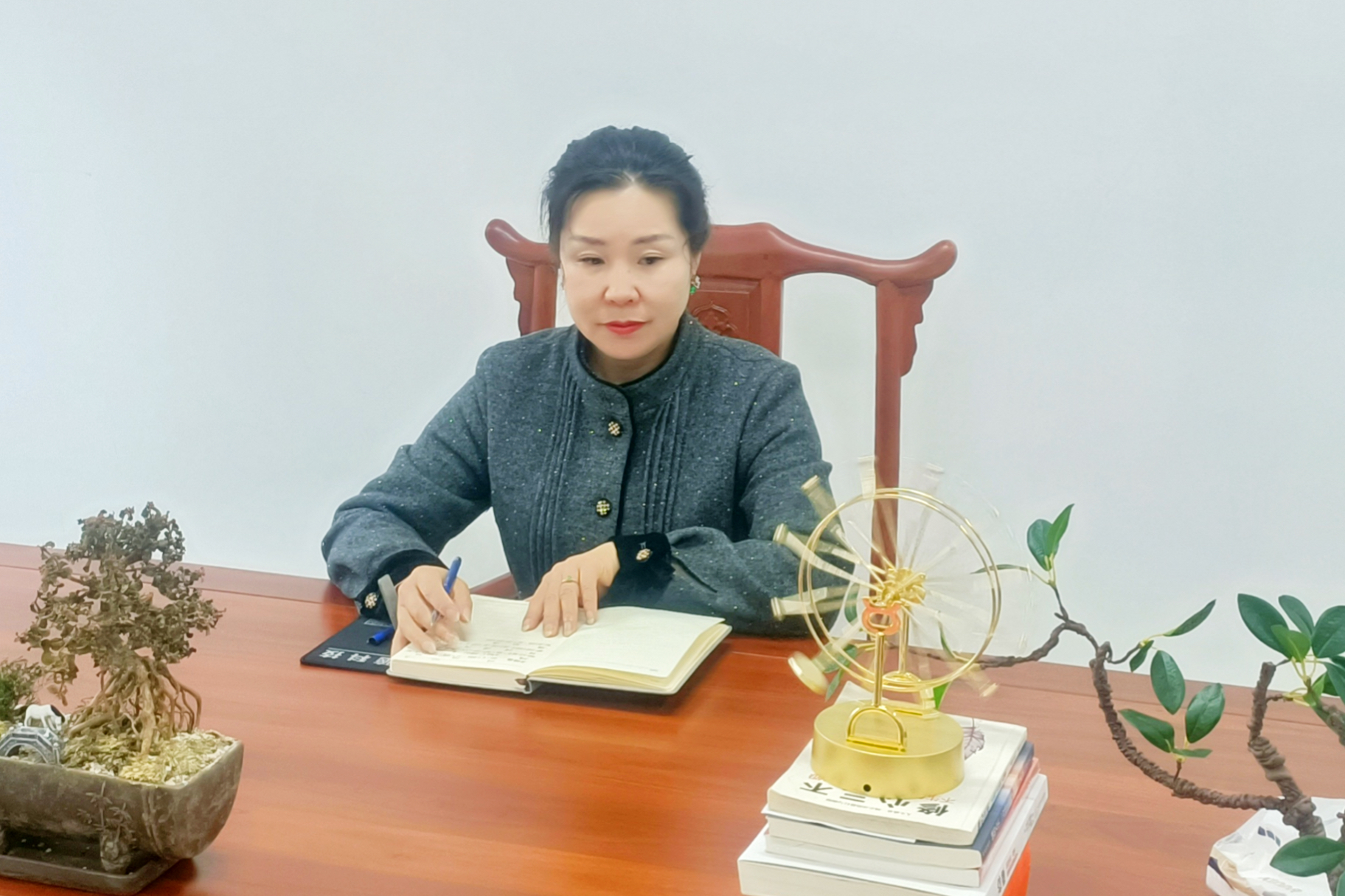 真正的酷爱，铸就销售女王——访尊龙集团电缆营销经理杨华